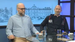 "Egy csók és más semmi"